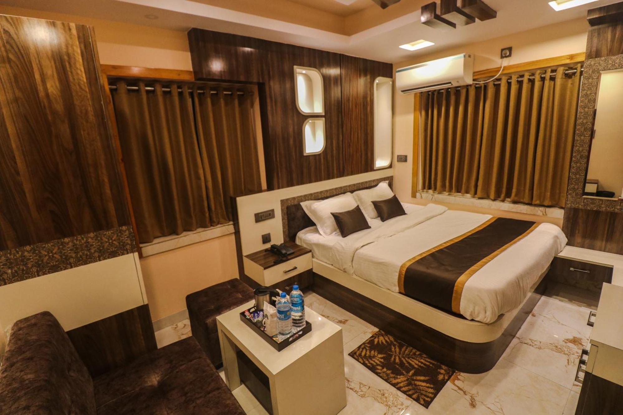Hotel Mohar Residency Calcutta  Esterno foto
