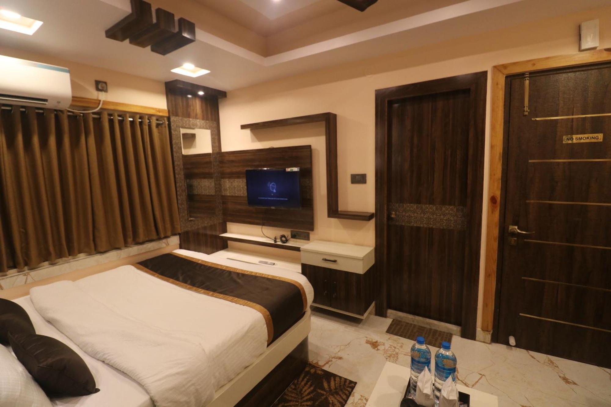 Hotel Mohar Residency Calcutta  Esterno foto